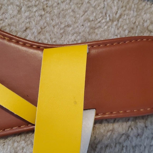 NWT Sandals - Picture 4 of 5